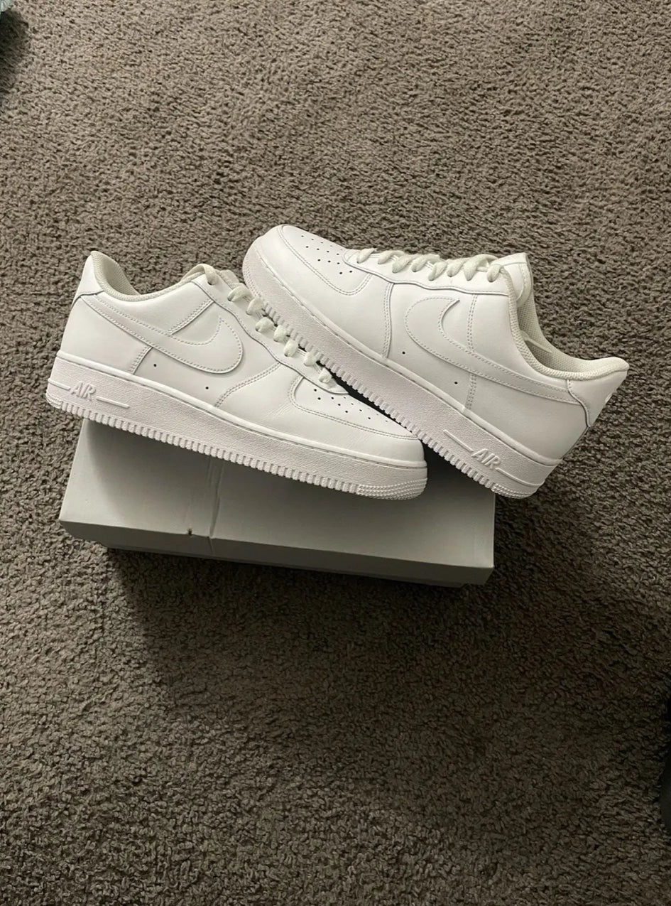 Nike Air Force 1 Low '07 - Triple White